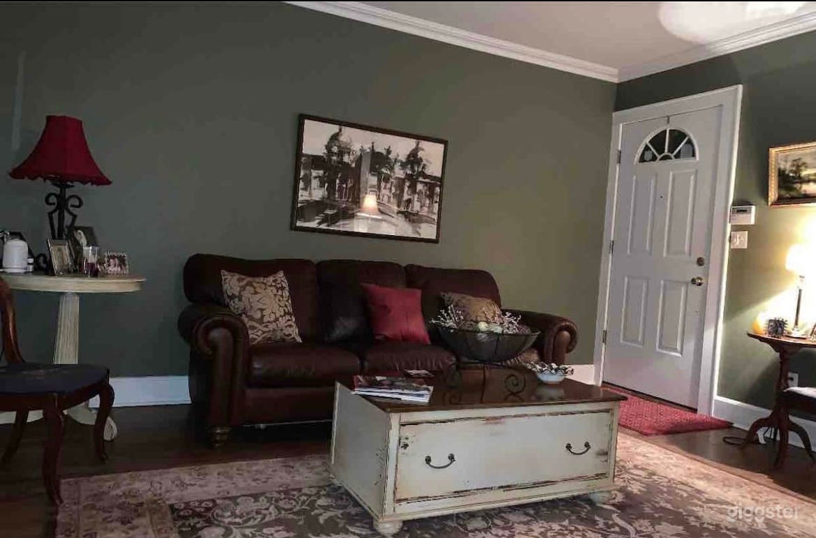 KK’s classic homey retreat Photo 2