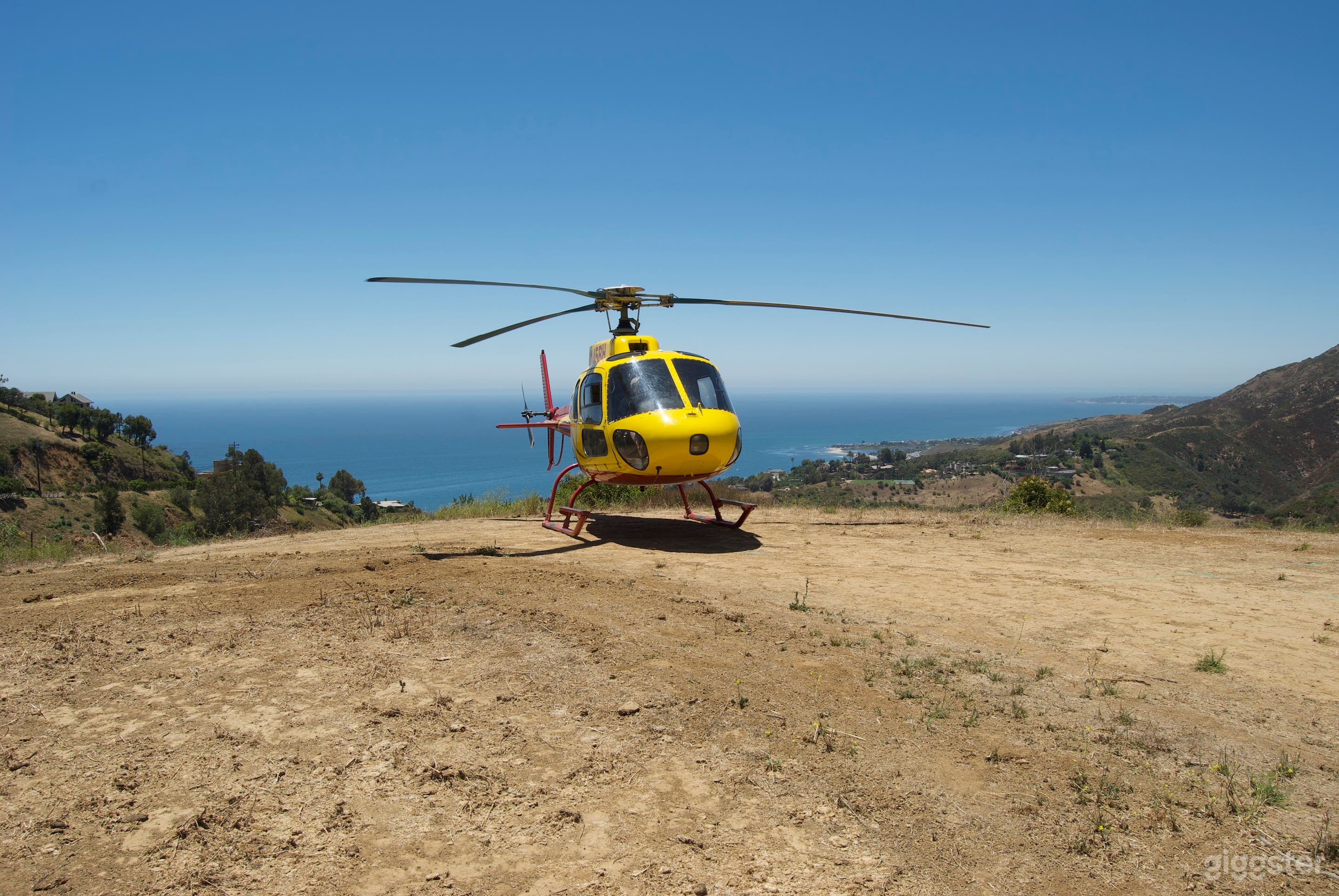 15 Acre Ocean View Ranch Malibu Photo 3