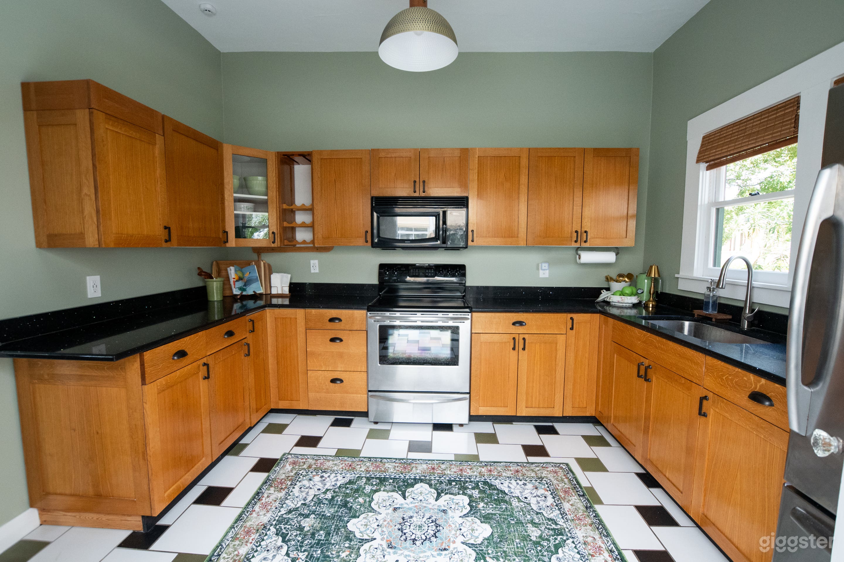 Charming 1913 Historic Home in Seminole Heights Photo 2