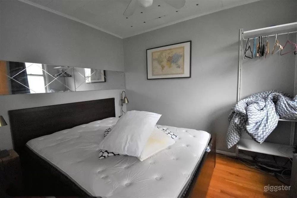 Cozy  &amp; Modest Apartment in Brooklyn Photo 3