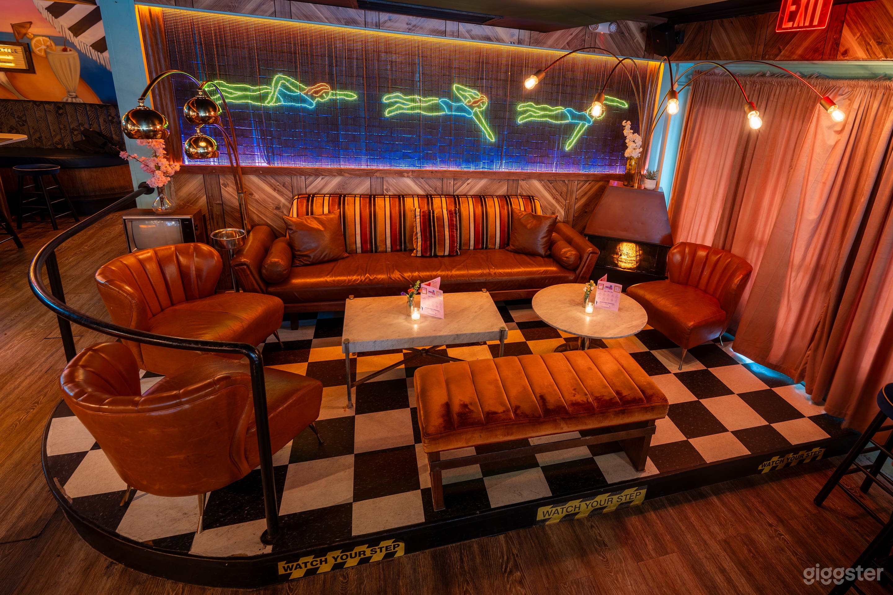 Vibrant, Retro-Inspired Bar in NYC Photo 4