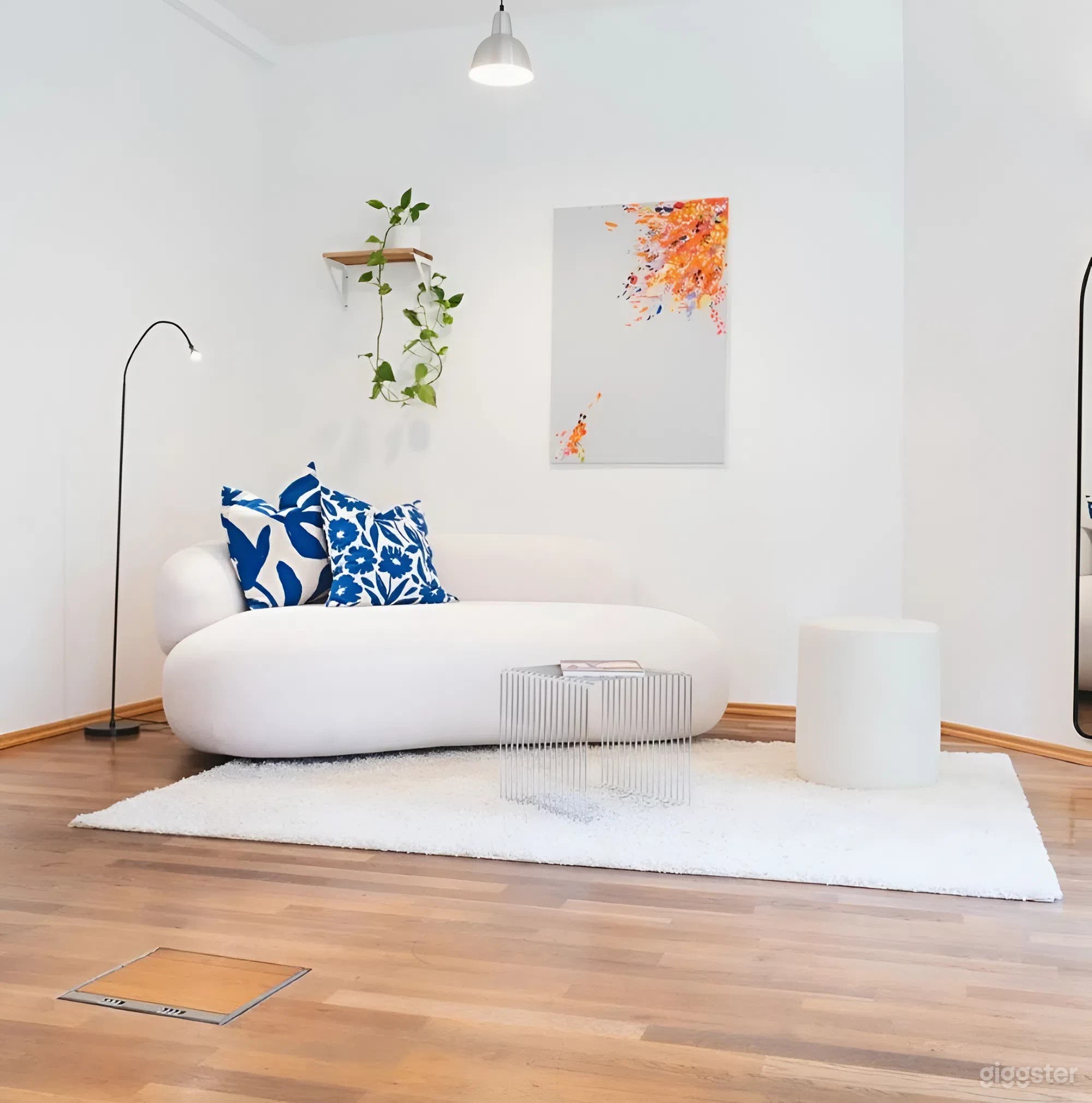 Moderner Meetingraum mit Garten & Lounge in Berlin Foto 4
