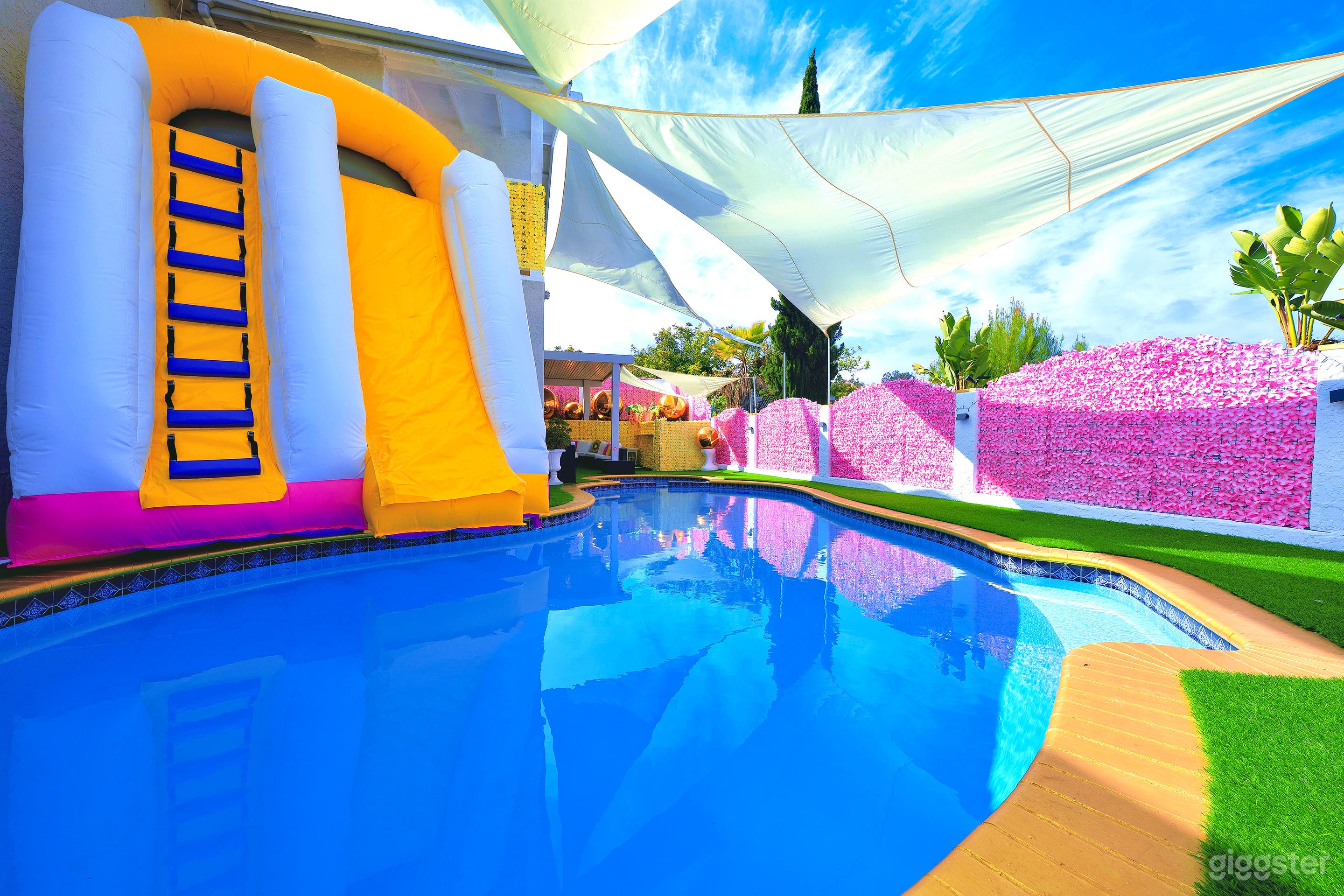 Casa de Bloom Venue San Diego Barbie Inspired Home with Pool Photo 3