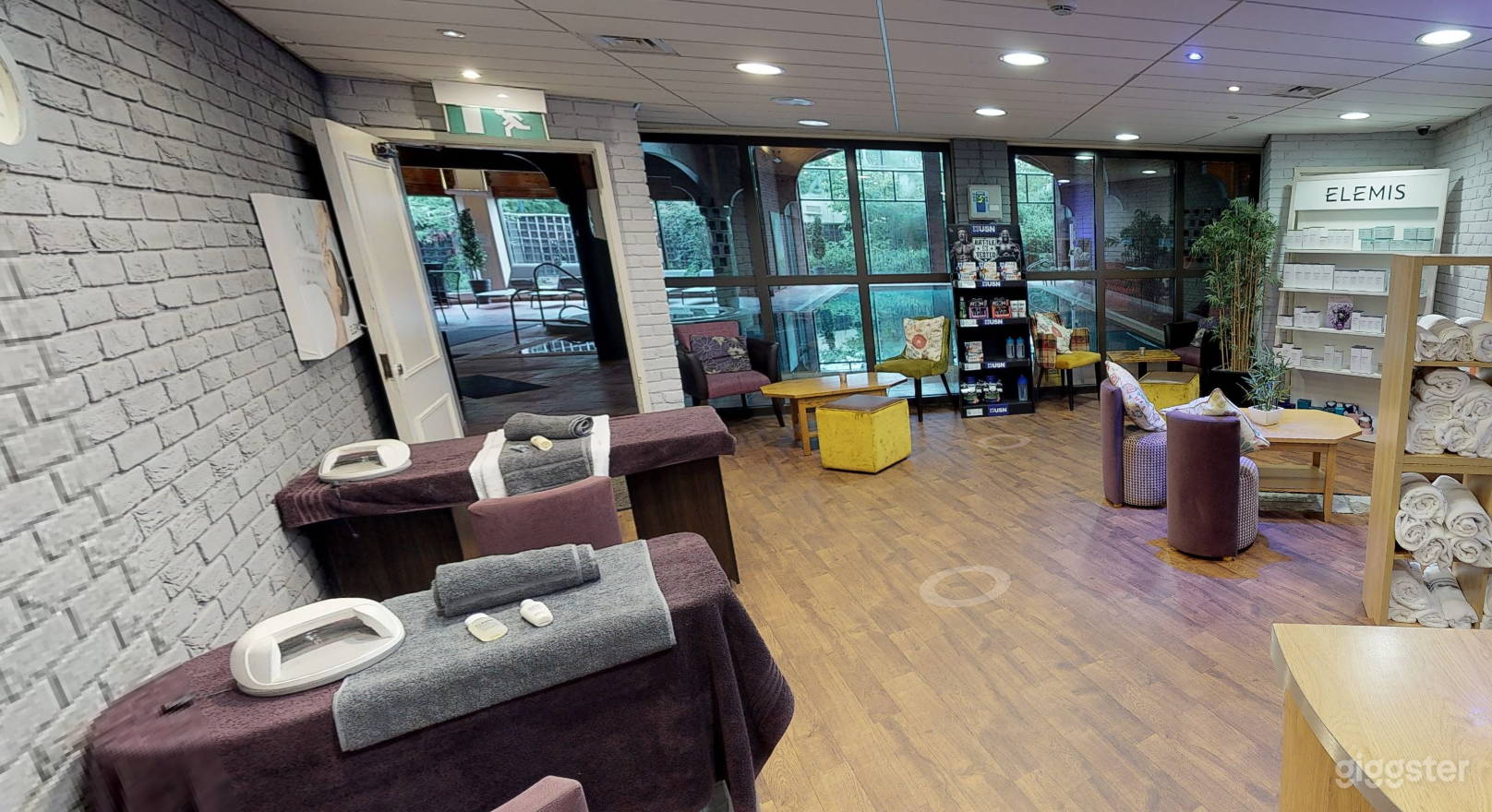 Indoor Spa for Relaxation Photo 1