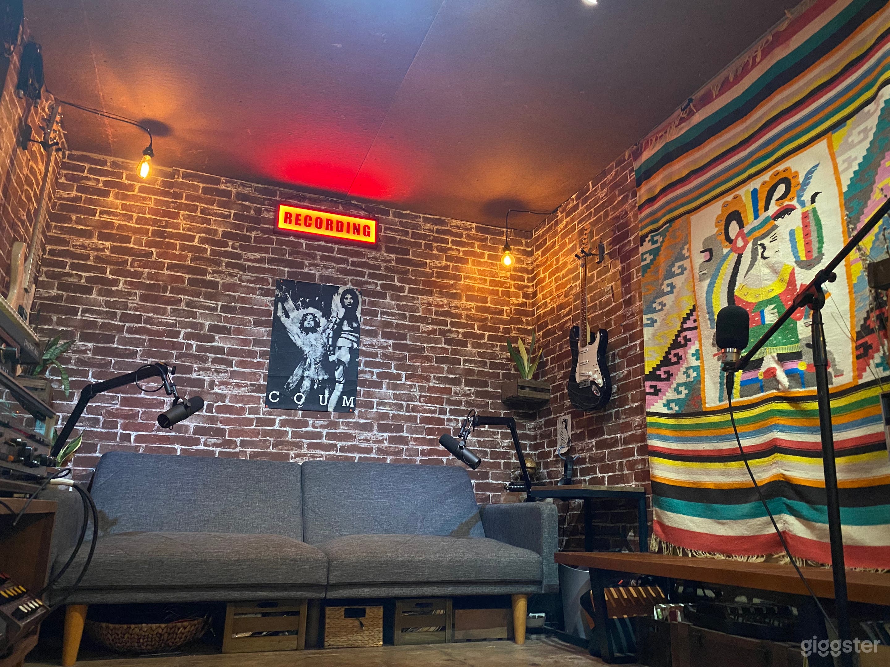 Gringo's Recording and Podcast Studio Photo 4