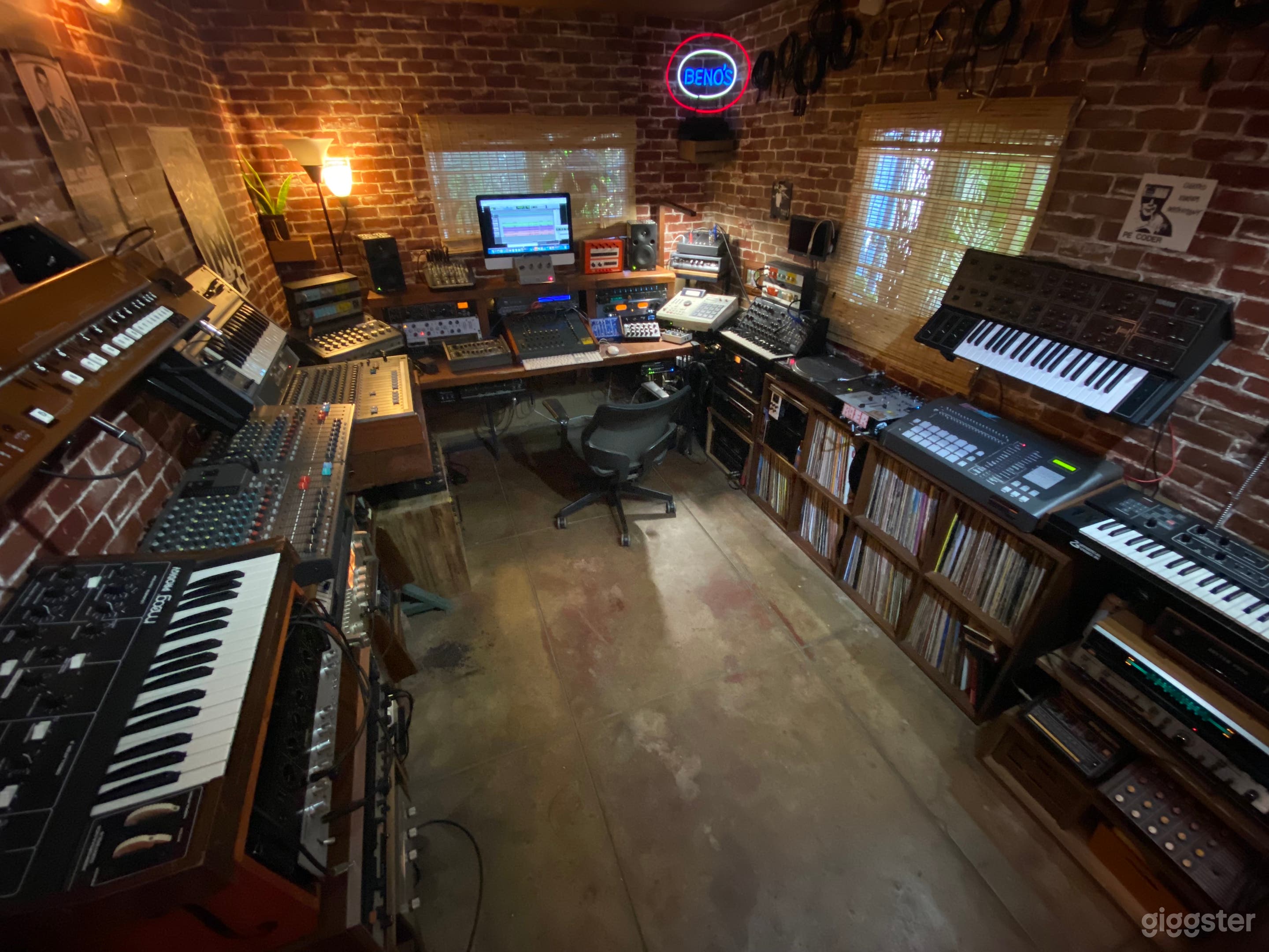 Gringo's Recording and Podcast Studio Photo 1