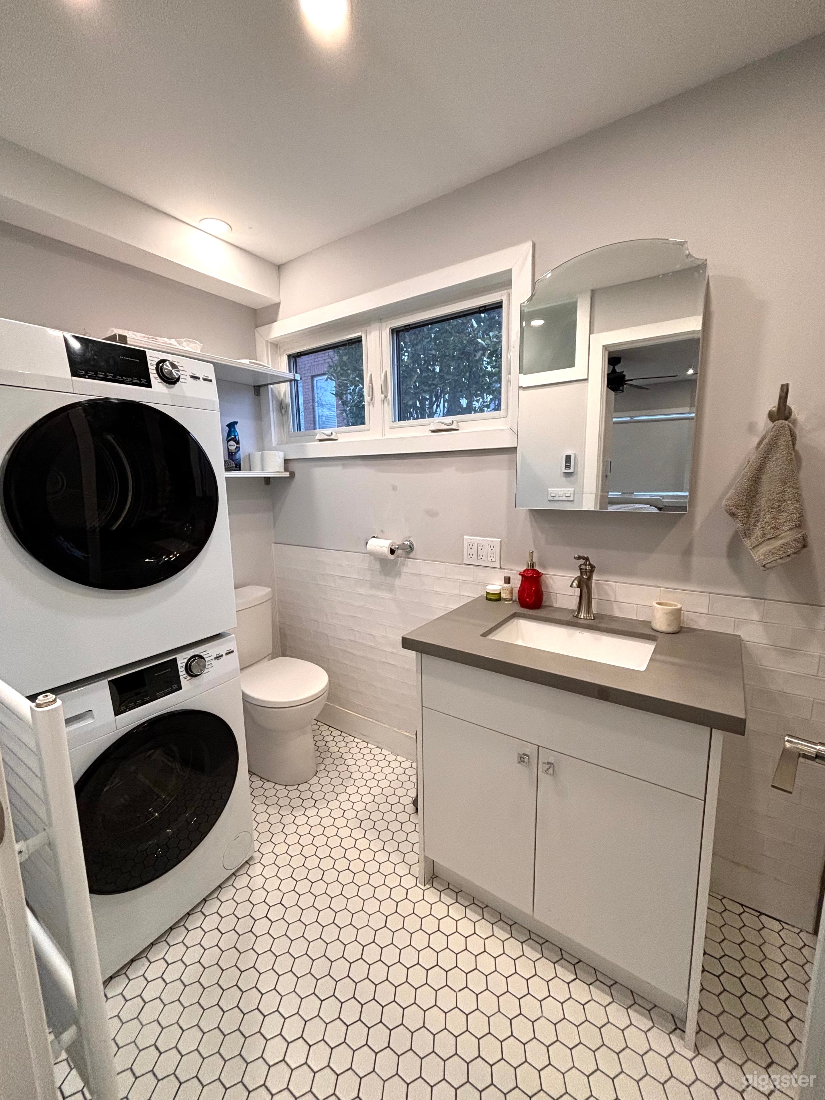 Rental Trinity Bellwoods Photo 2