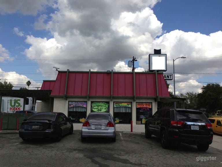  Classic Diner - 7102 