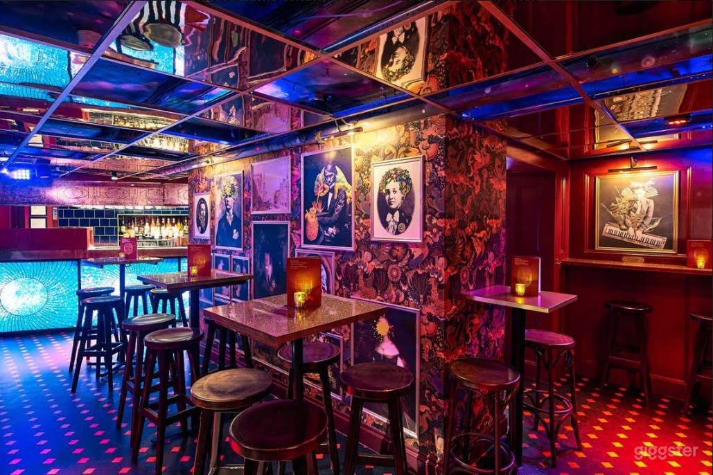 Unique Modern Cocktail Bar in Covent Garden Photo 2