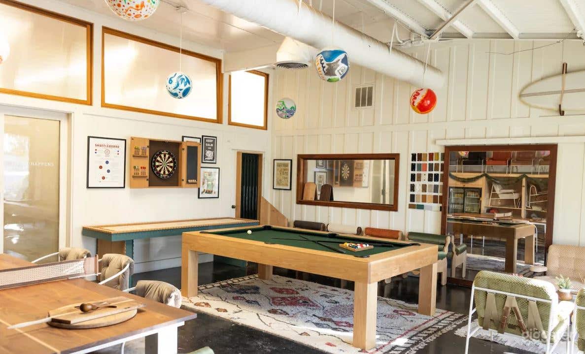 Unique Game Room &amp; Event Space Photo 1