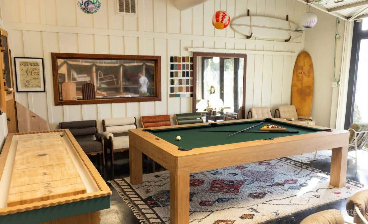 Unique Game Room &amp; Event Space Photo 2