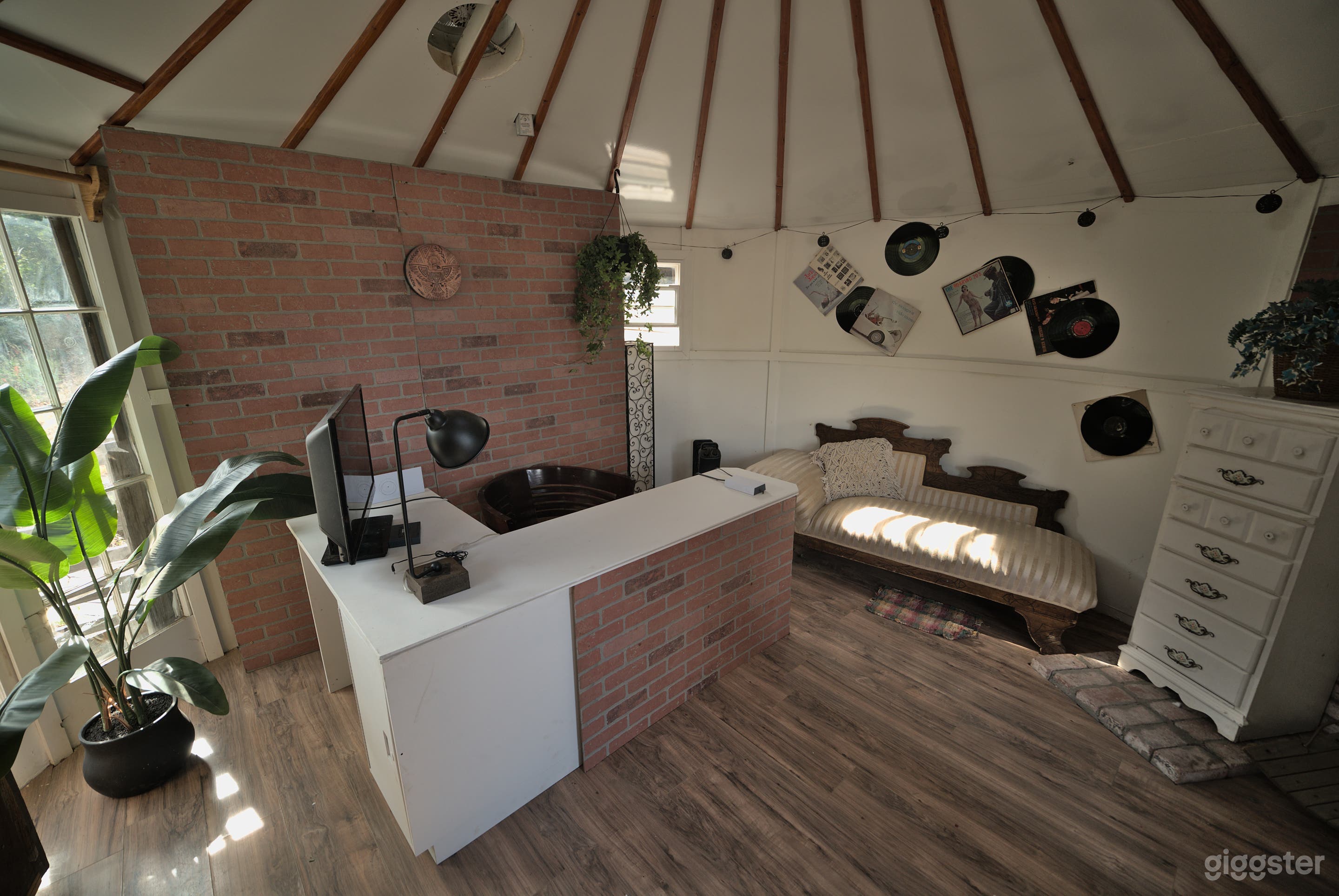 Country Office Suite - Unique Remote Office Workspace Photo 3