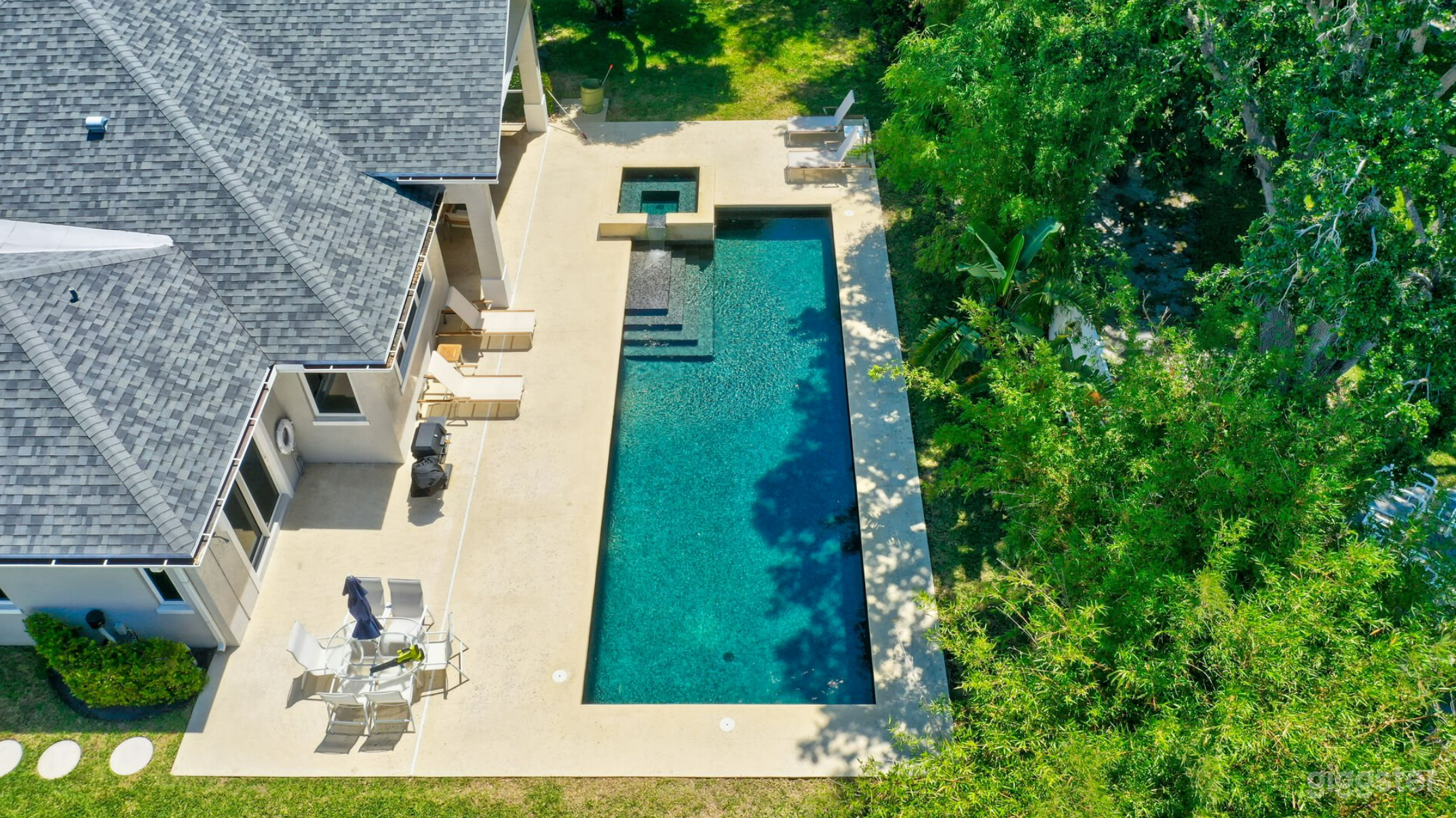 #514 Property in an exclusive Lake Ida Neighborhood Photo 4
