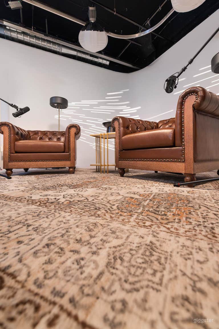  Parlor Premium Interview Studio with Full Crew 