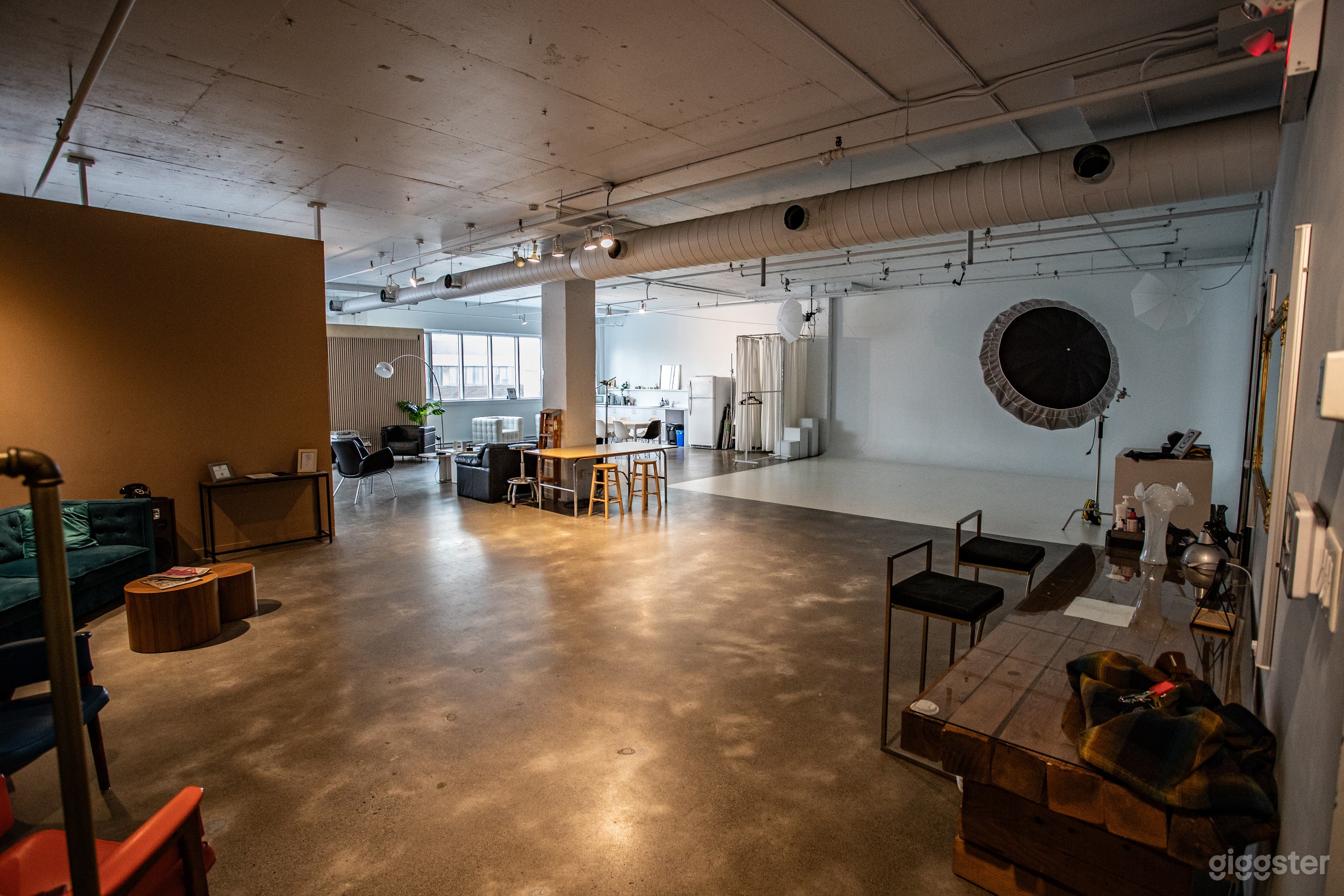 Large Studio Space  Photo 1