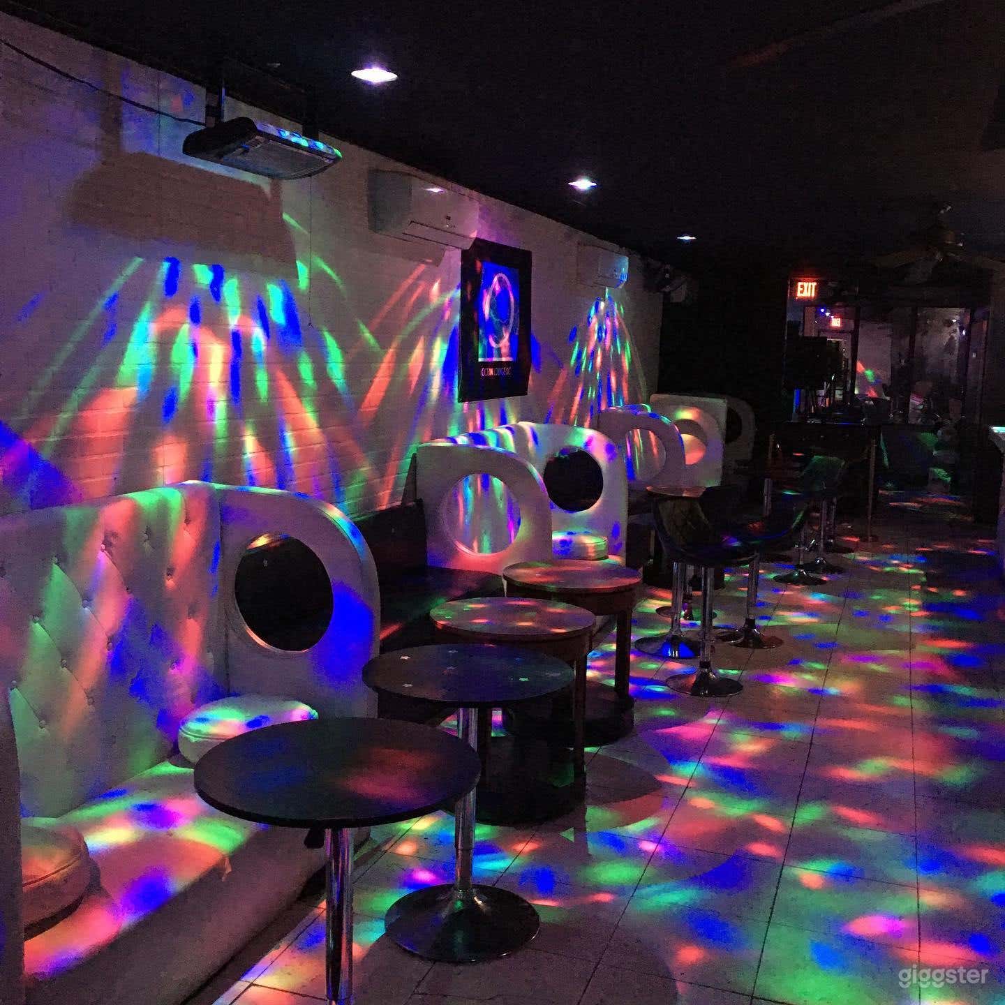 White Space: Soft and Perfect, Clean and Flowy Photo 3