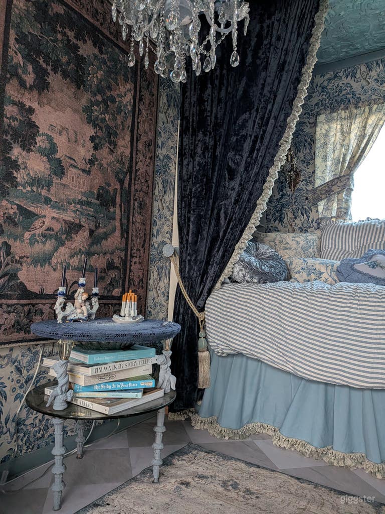  Le Petit Chateau Bleu - Blue French Fantasy 