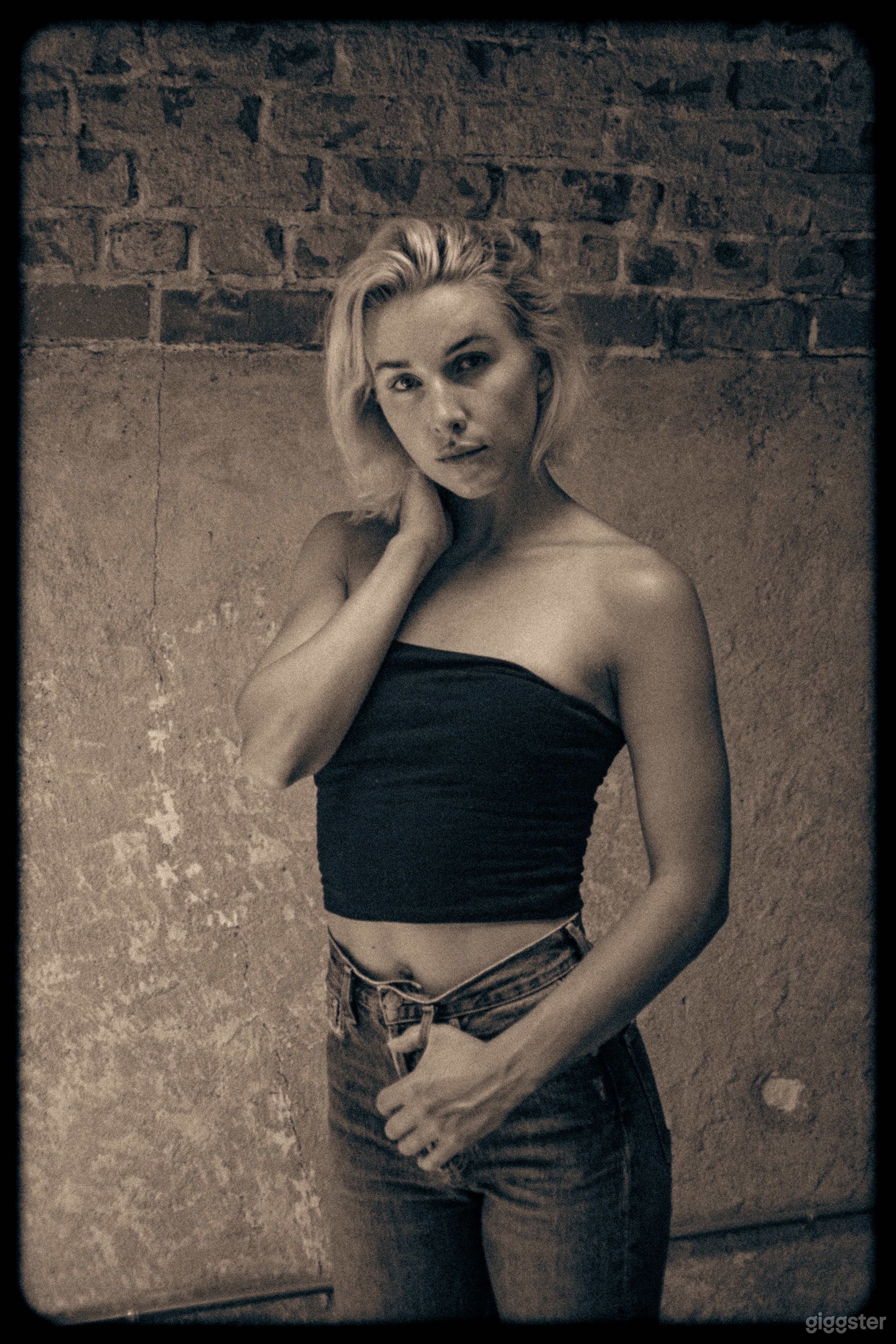 Perfect for model shoots and creative portraits.