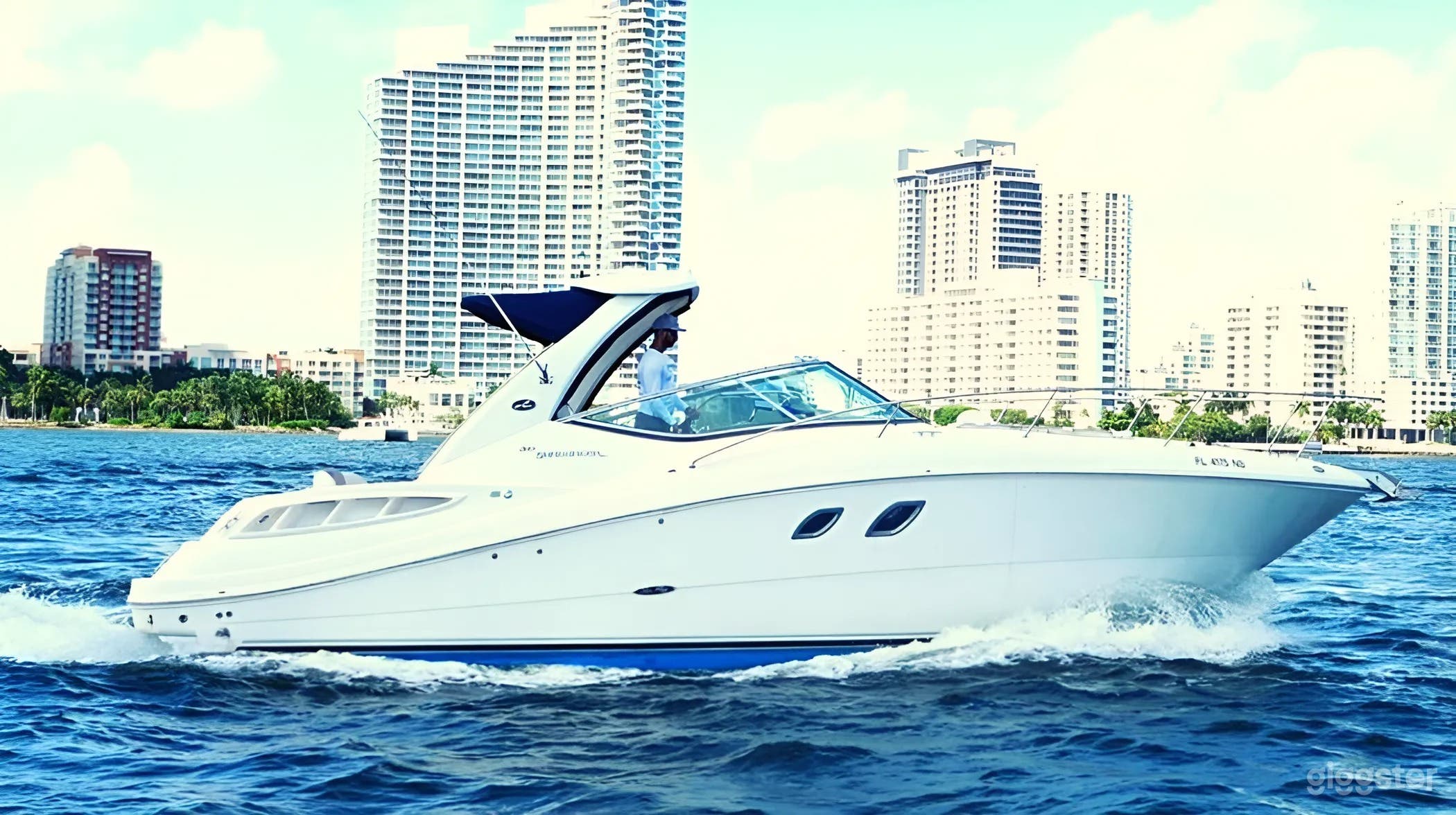 34ft Sea Ray Sundancer | Restroom &amp; Kitchen on Board  Photo 1