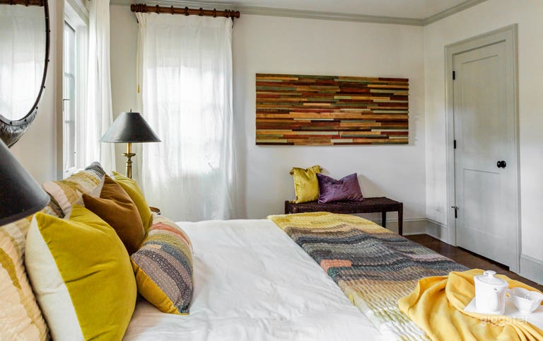  Chateau Marminty | Curated Furnished Carriage Home 