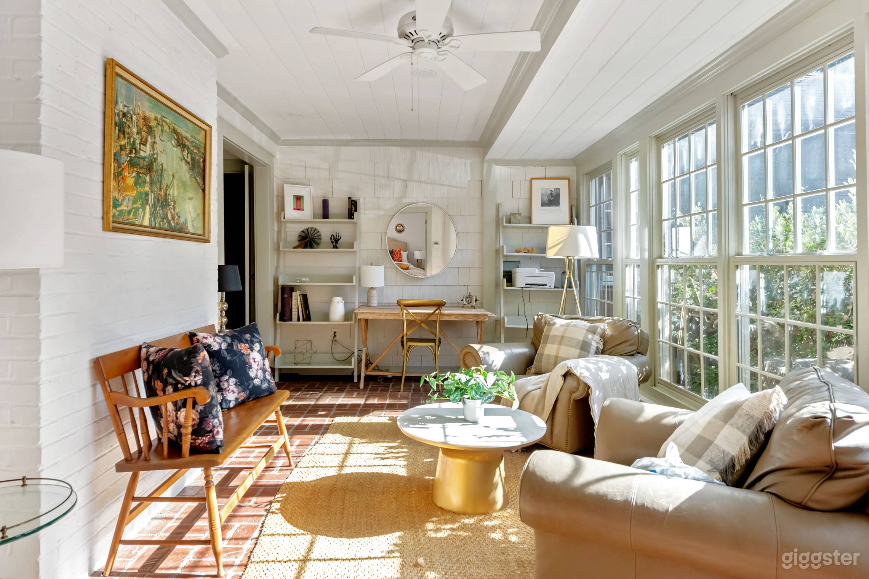 Chateau Marminty | Curated Furnished Carriage Home Photo 1