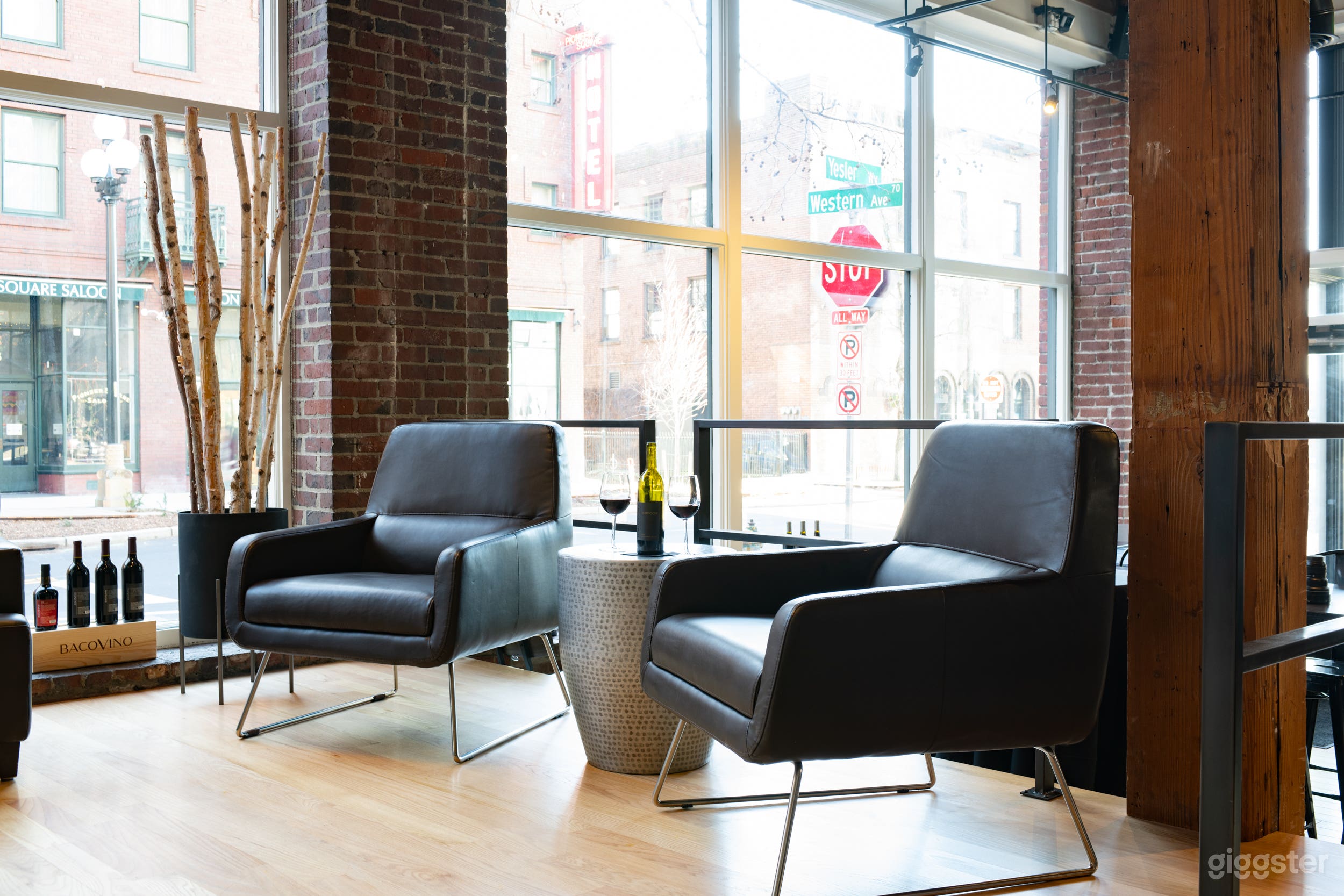 Opulent Winery Seattle Waterfront Tasting Room Photo 3