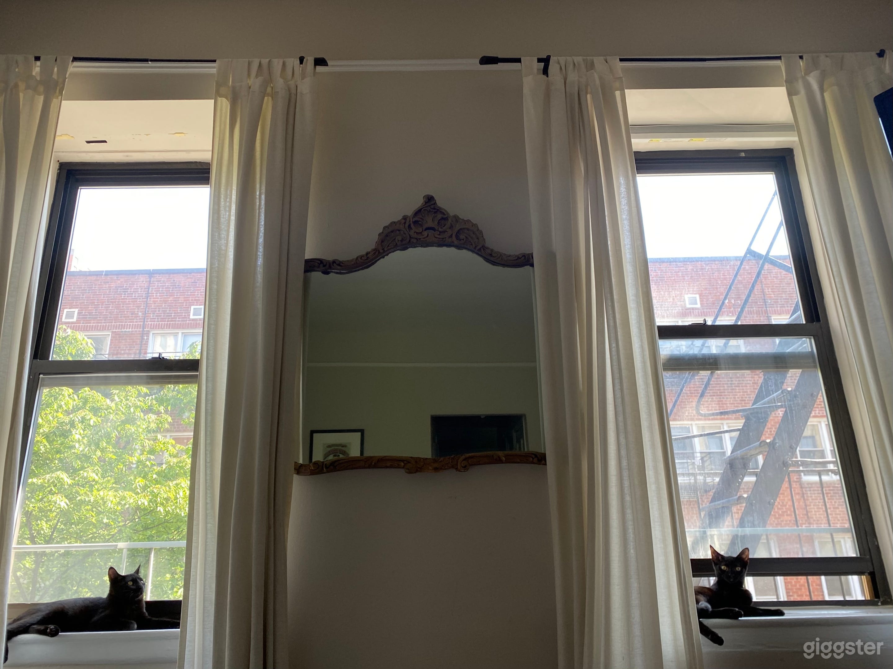 Not Serena's Upper East Side Apartment Photo 2