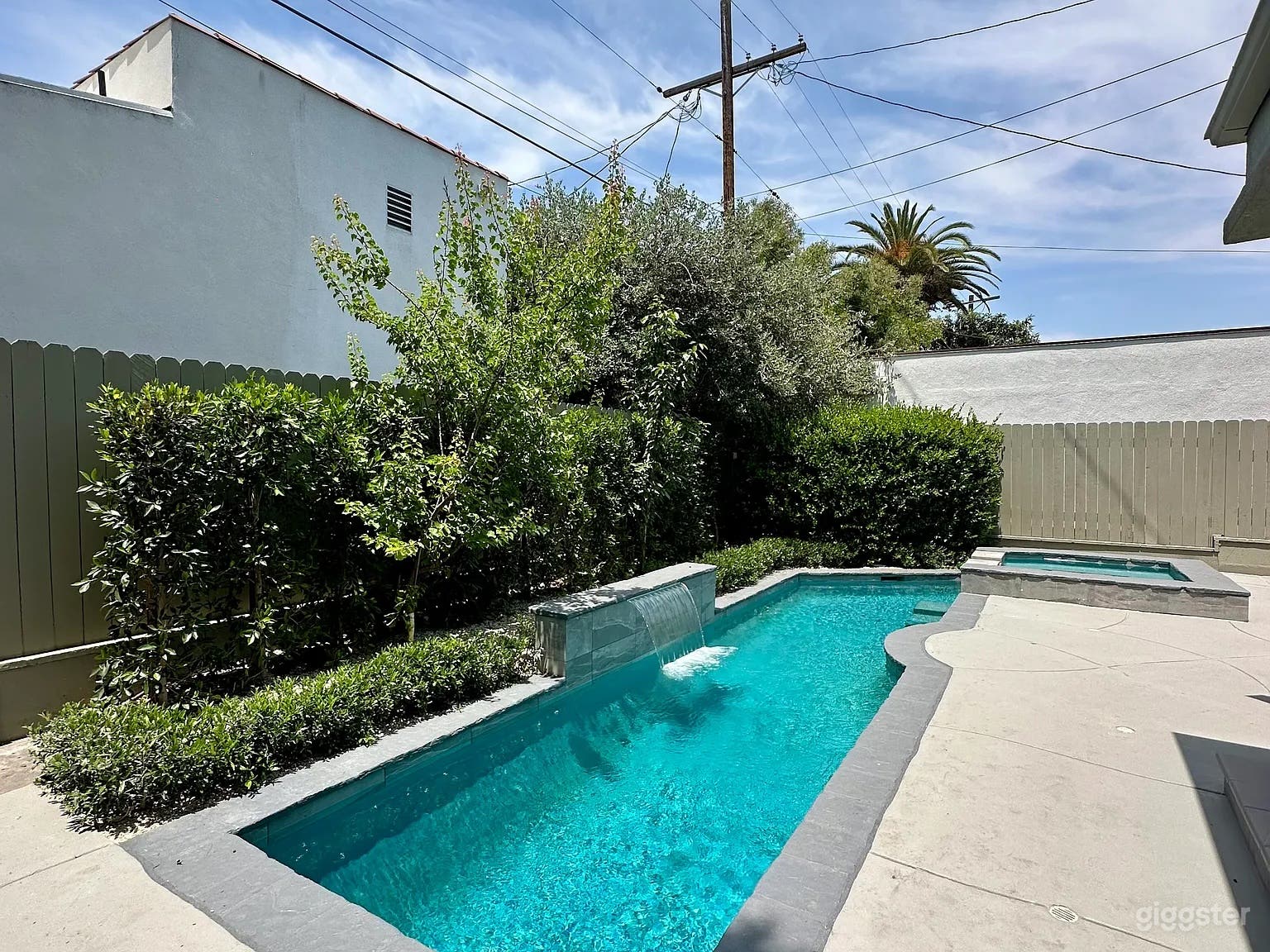 Exquisite Tudor Pool for Filming & Events Photo 1