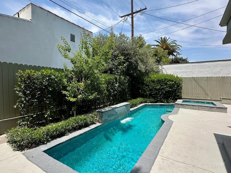  Exquisite Tudor Pool for Filming & Events 