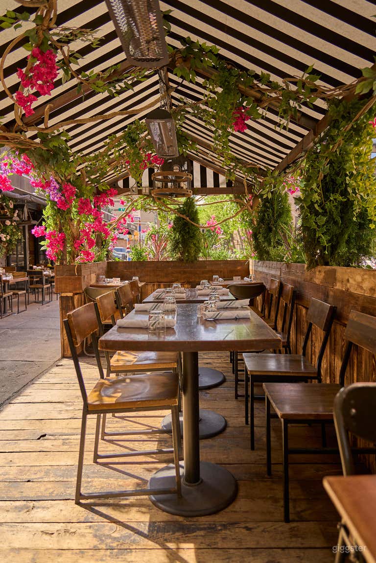  Charming Cabanas for Intimate Celebrations  