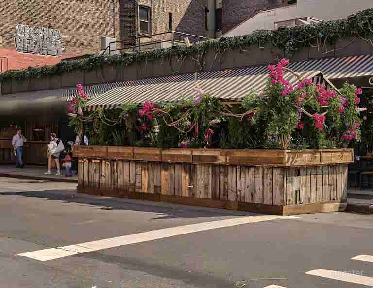  Charming Cabanas for Intimate Celebrations  