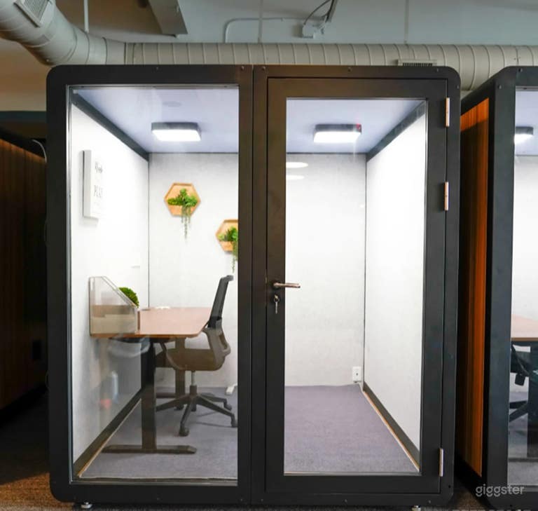  Sound-Proof Office inside a Coworking Space (Solo Worker) 
