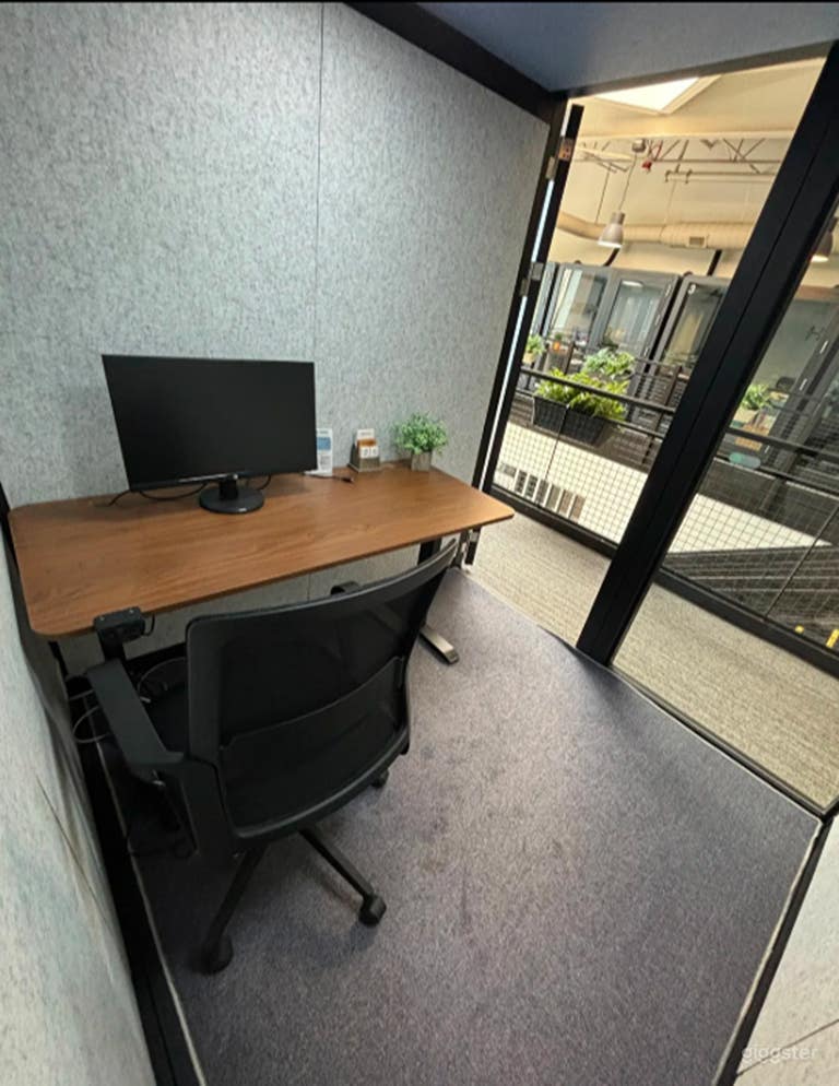  Sound-Proof Office inside a Coworking Space (Solo Worker) 