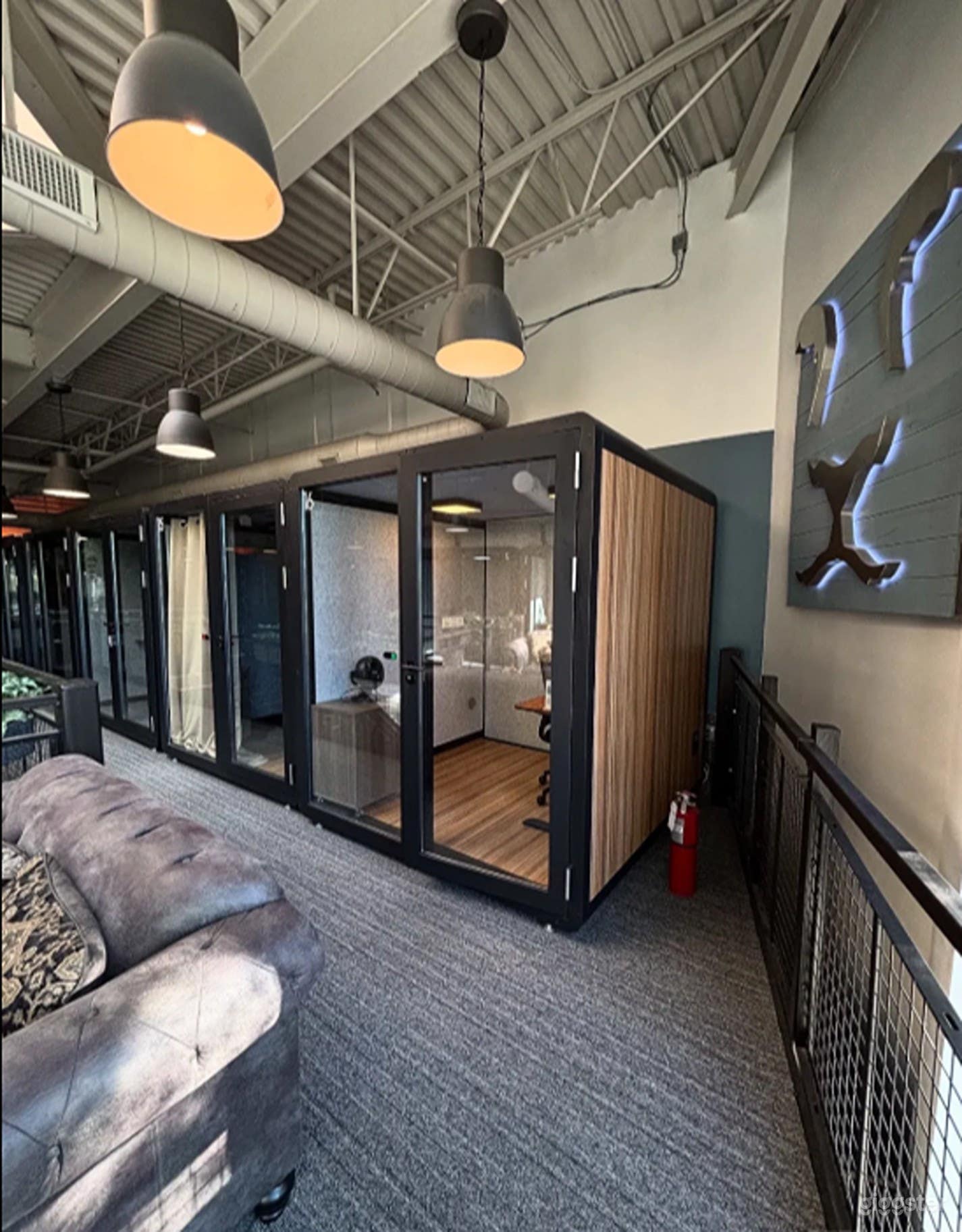 Sound-Proof Office inside a Coworking Space (Solo Worker) Photo 2