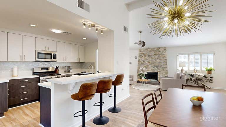  Bella Luisa | Modern Luxe Palm Springs Retreat 