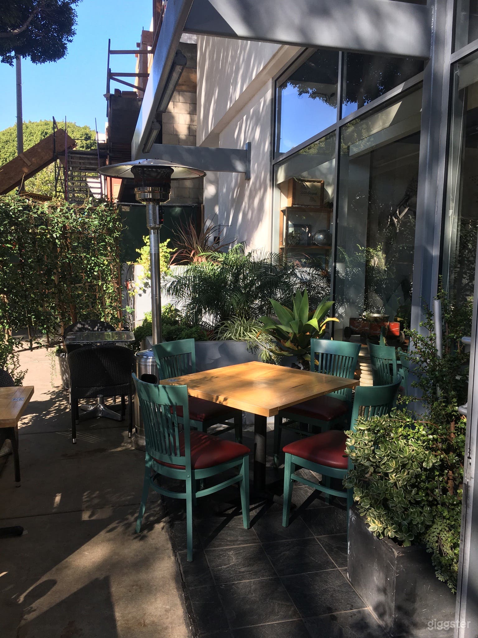 Nail salon in Santa Monica  Photo 3