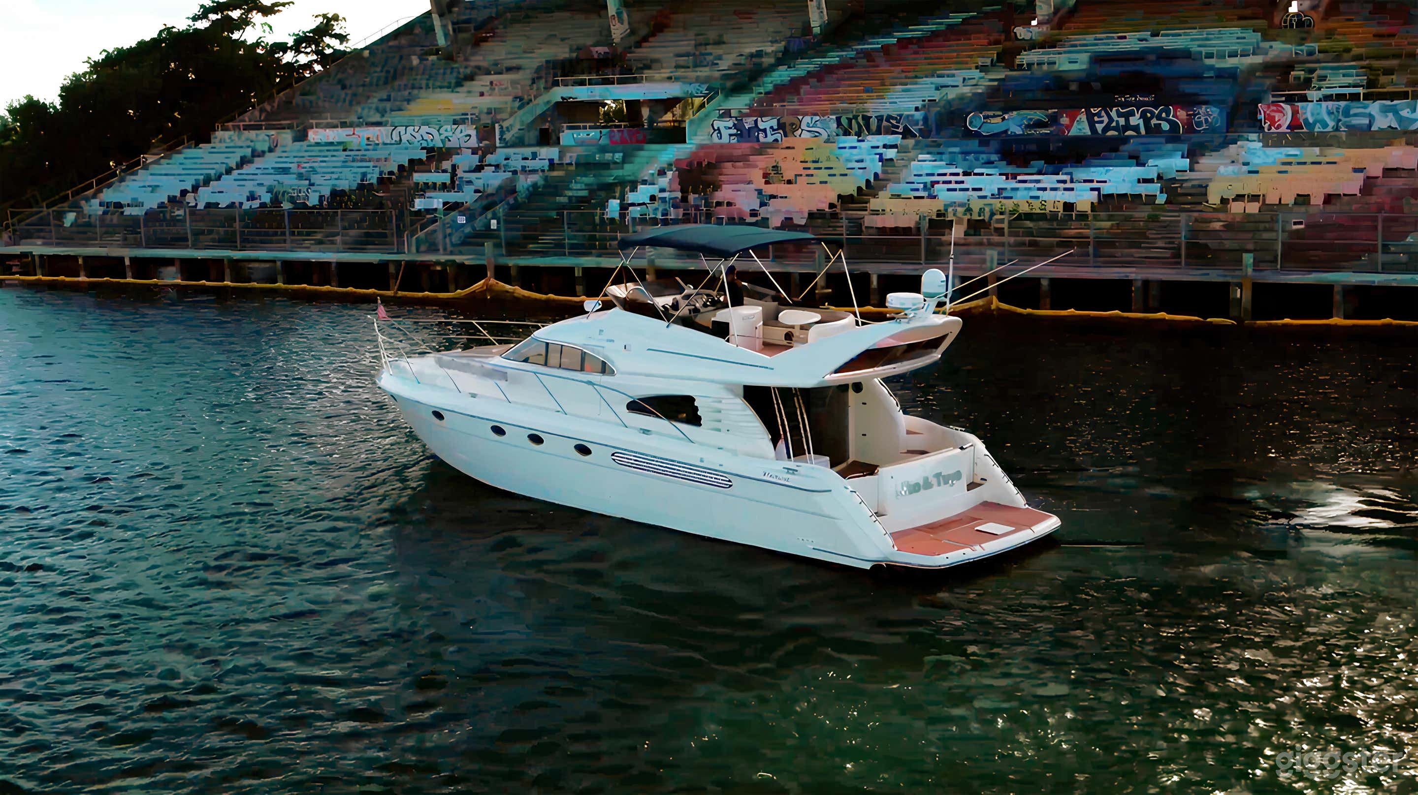 60ft Italian Luxury Yacht (Mio &amp; Tuyo) Photo 2