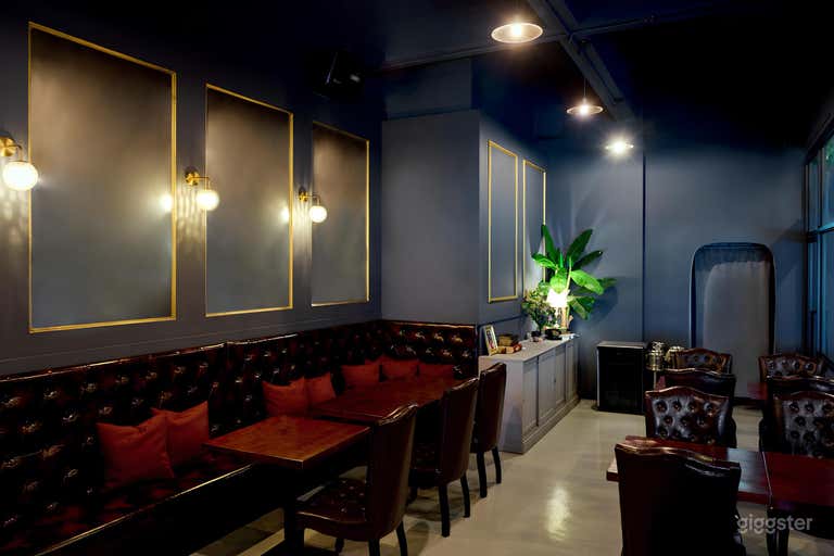  Moody, romantic steakhouse in Central Singapore. 