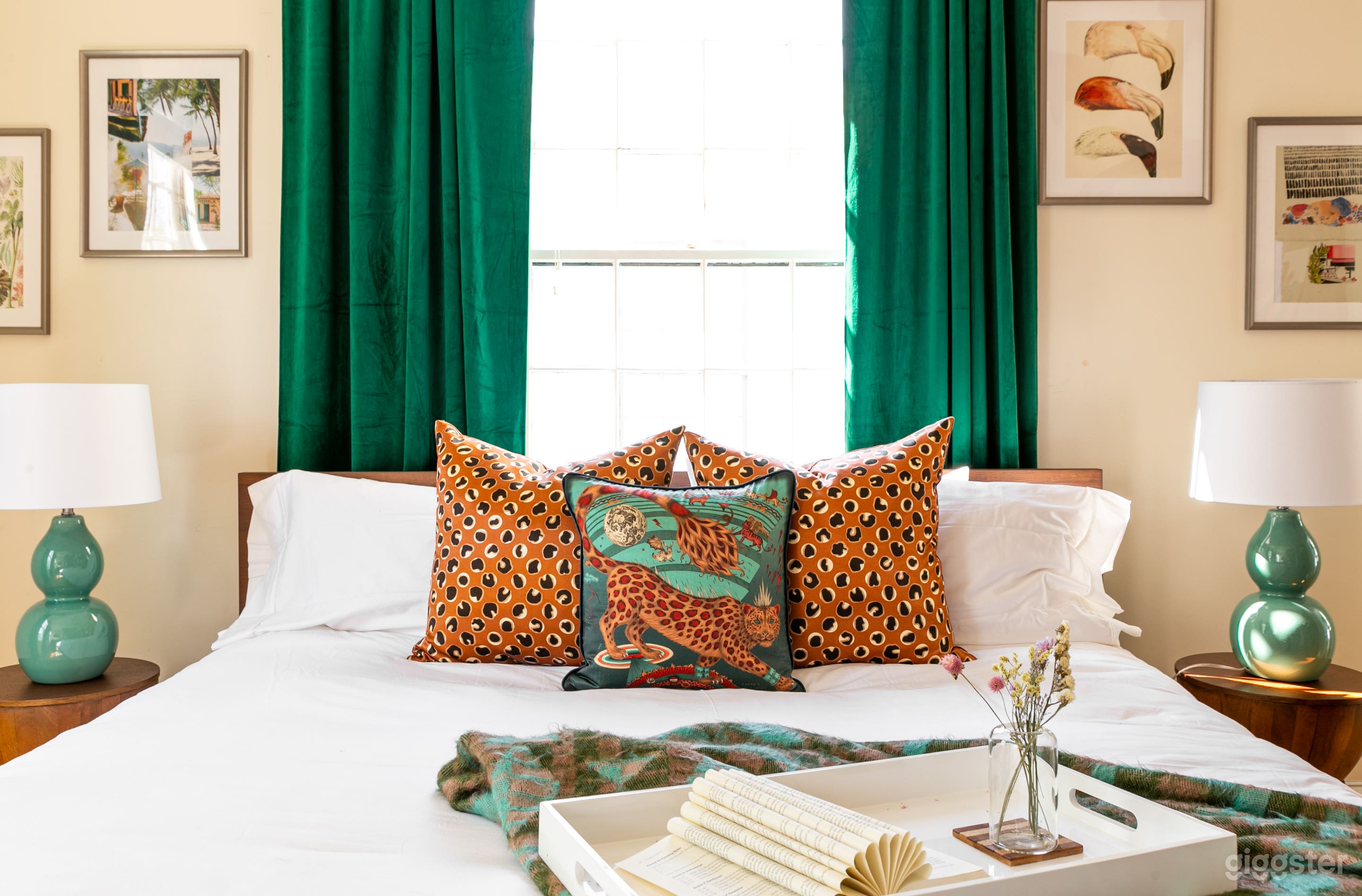 Through the Looking Glass | 20s NOLA Vibes in ATL Photo 3