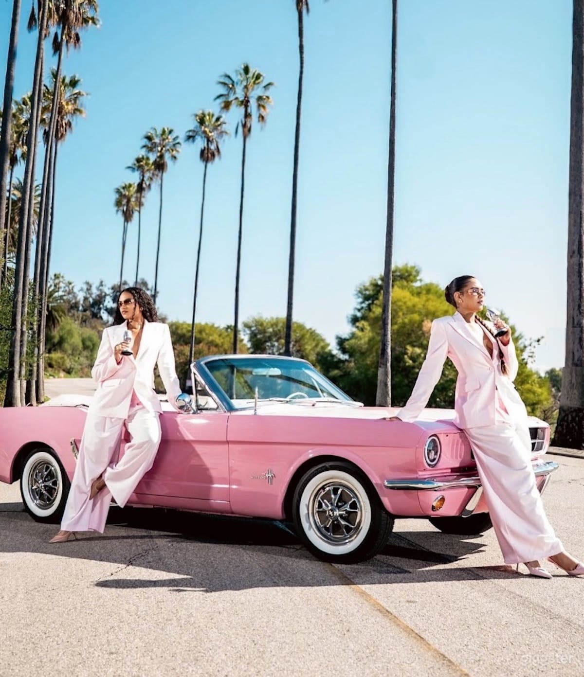 Photo de #76,169 Mustang rose Barbie 1965 classique automatique 2