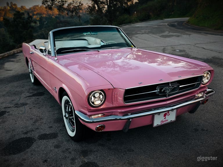  #76,169 Barbie Pink Mustang 1965 Classic Automatic 
