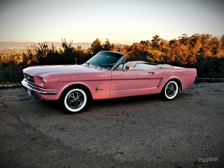  #76,169 Barbie Pink Mustang 1965 Classic Automatic 