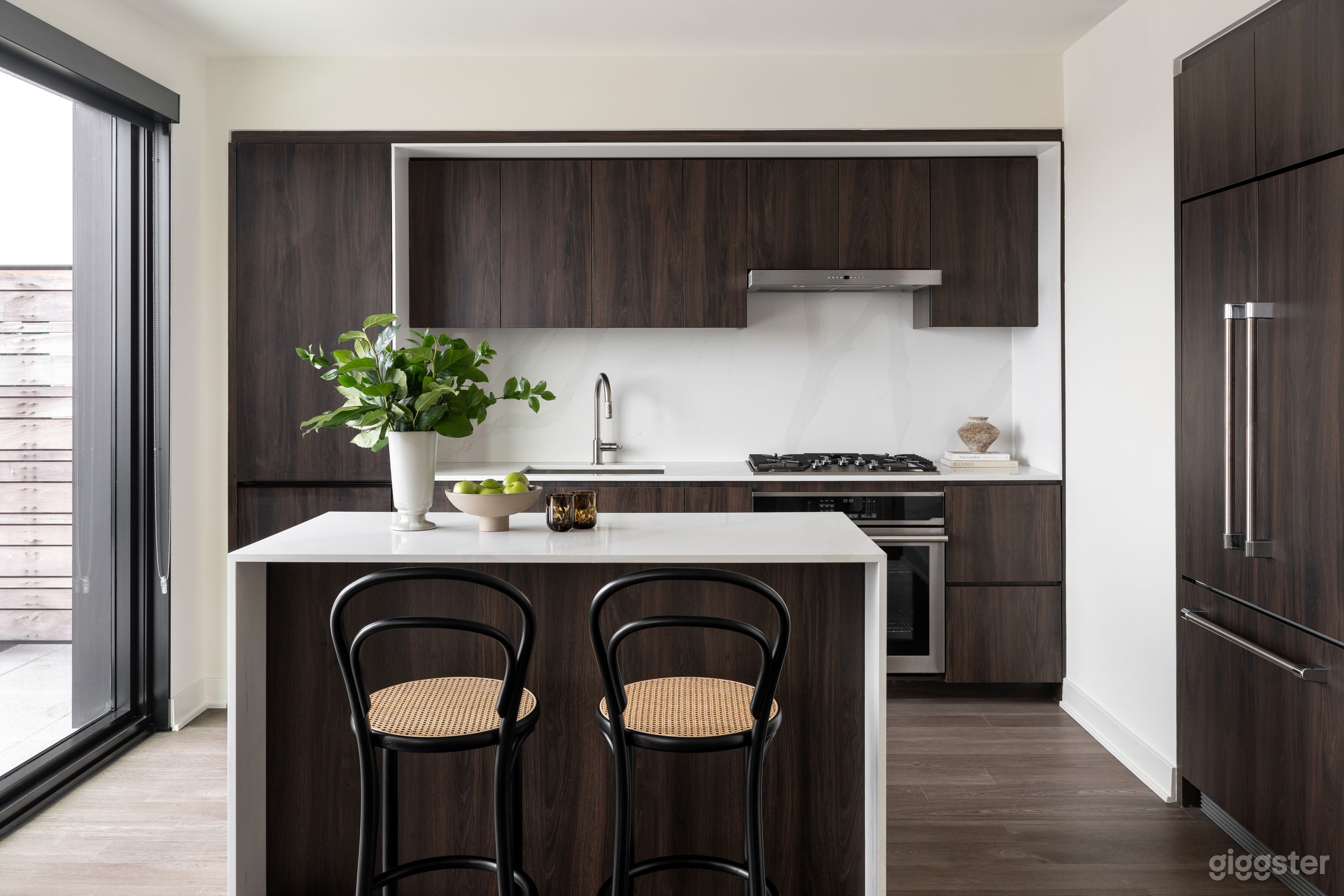 Kitchen - Main Level