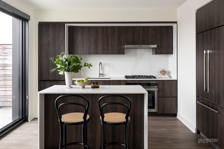  Kitchen - Main Level 