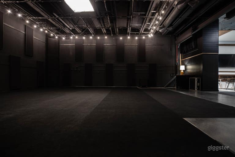  Modern Black Box Studio 