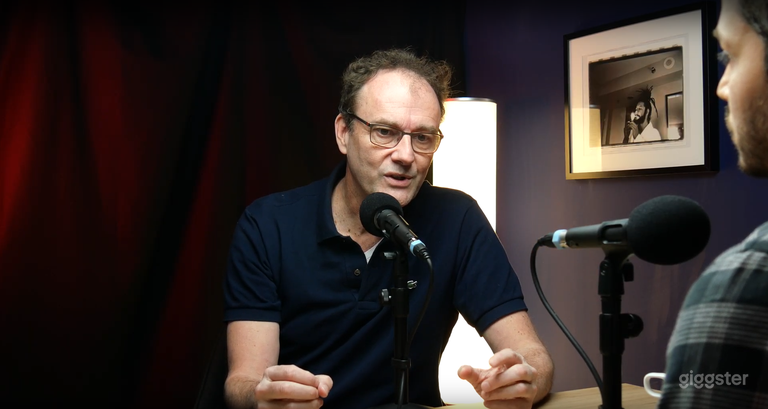  Left side face to face 