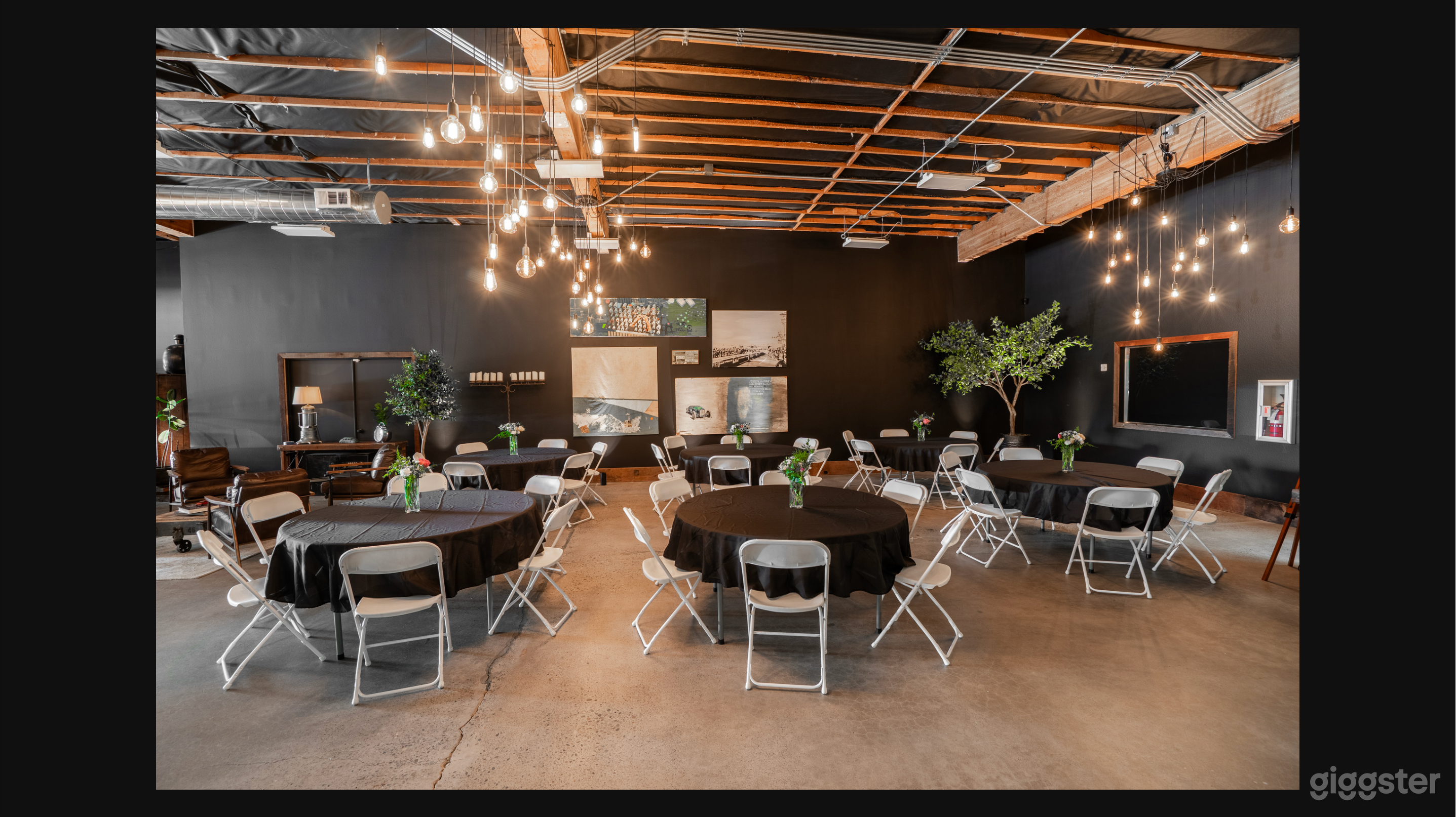 Stunning, fully furnished event space in the heart of Salem Photo 4