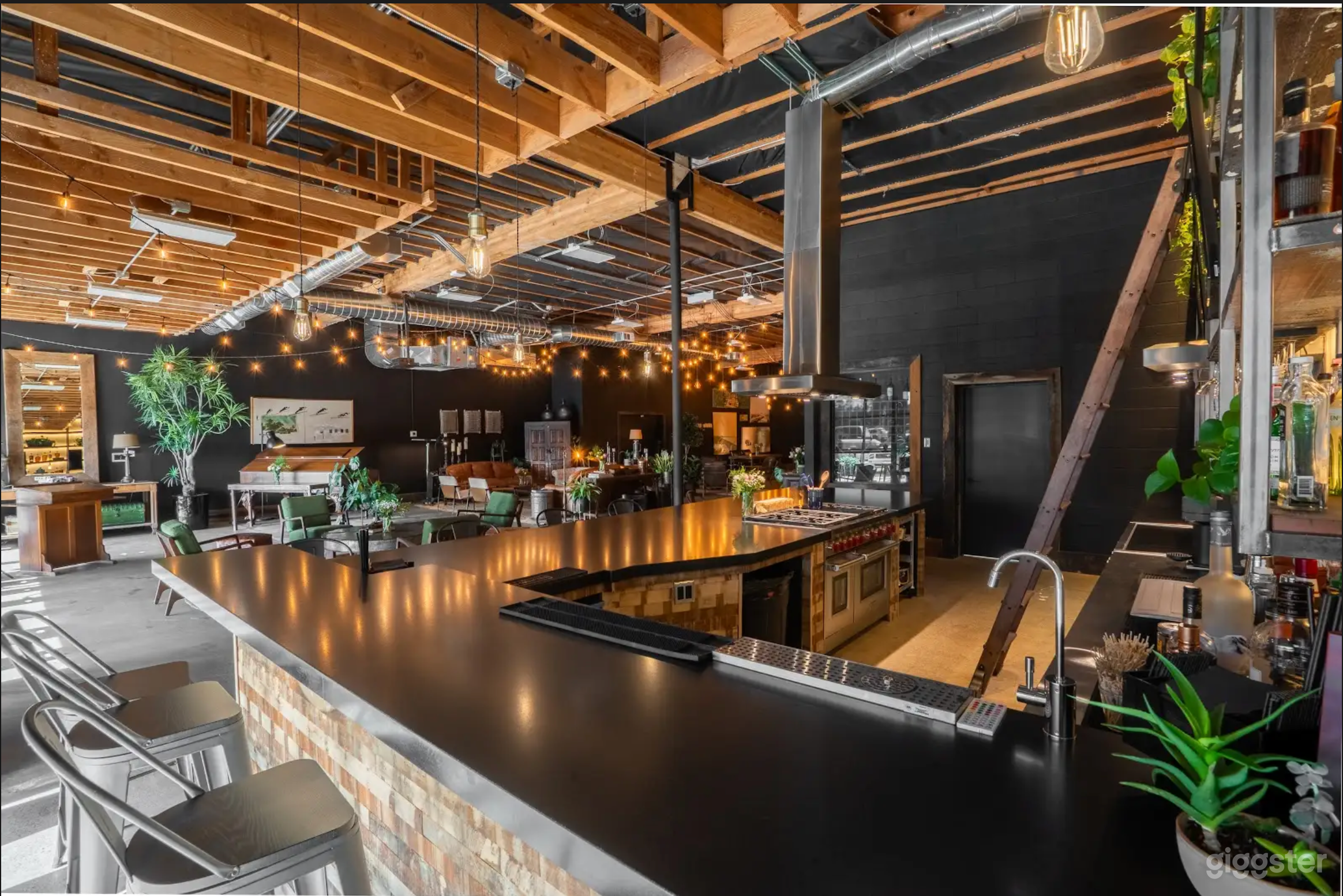Stunning, fully furnished event space in the heart of Salem Photo 1