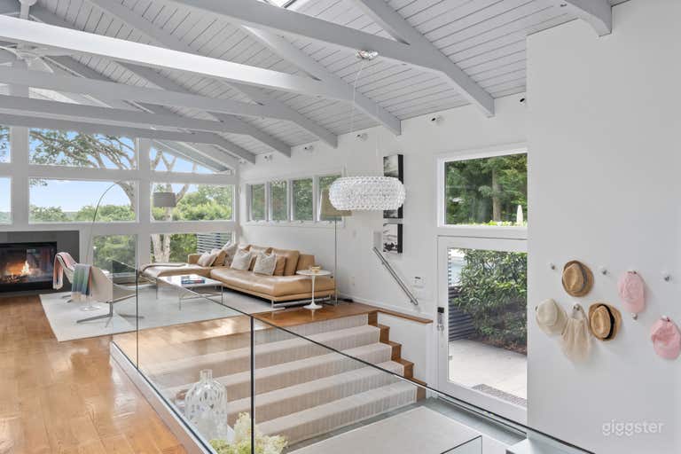  Modern Beach House Waterviews 