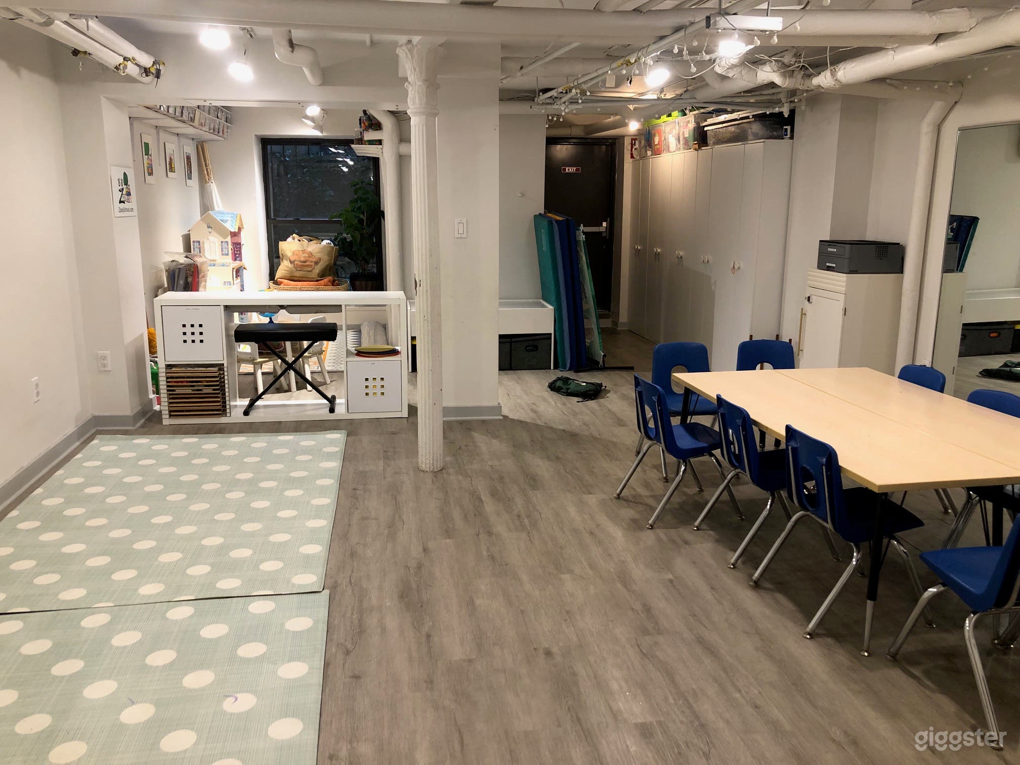 Main room, view 2.  Furniture can be moved